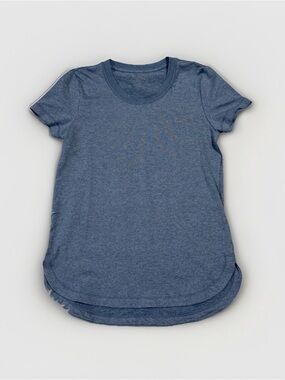 Athleta Blue Uptempo Athleisure Short Sleeve Curved Hem Tee Top Size XXS